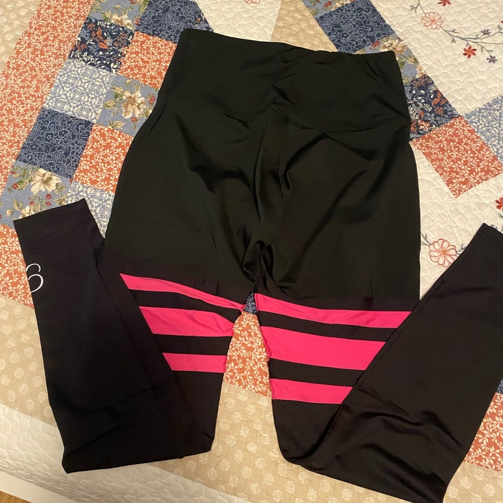 Bombshell dupe brand new-not worn smoke free home